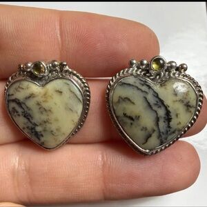 Wild horse heart earrings peridot accent sterling silver